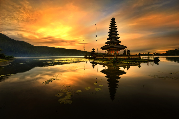 chrám Ulun Danu, Indonésie, Bali